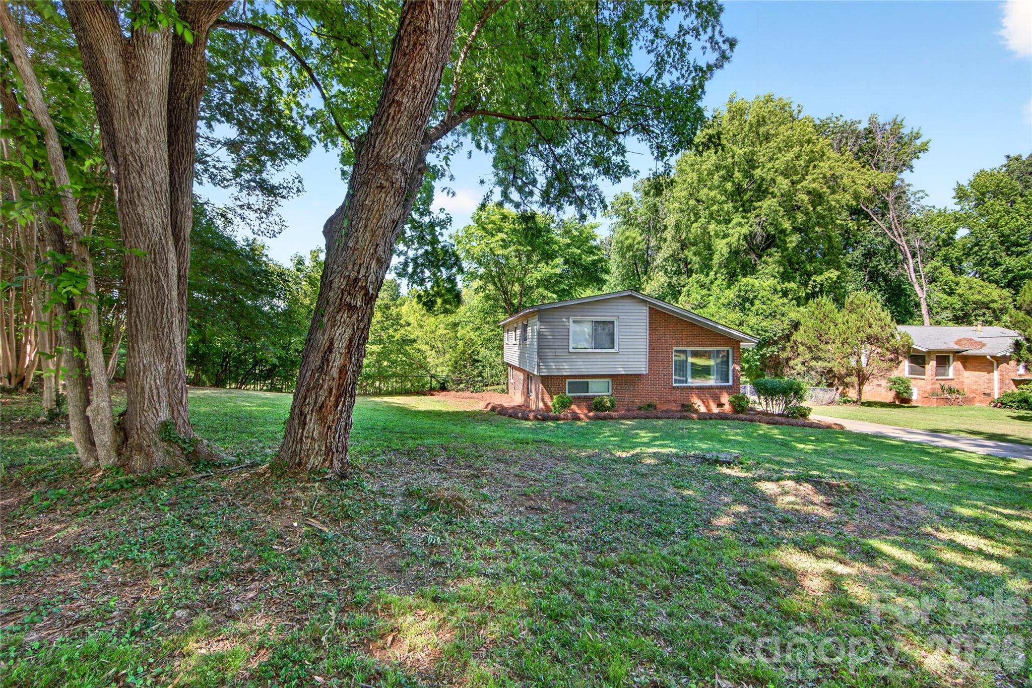 501 Kenlough Drive
