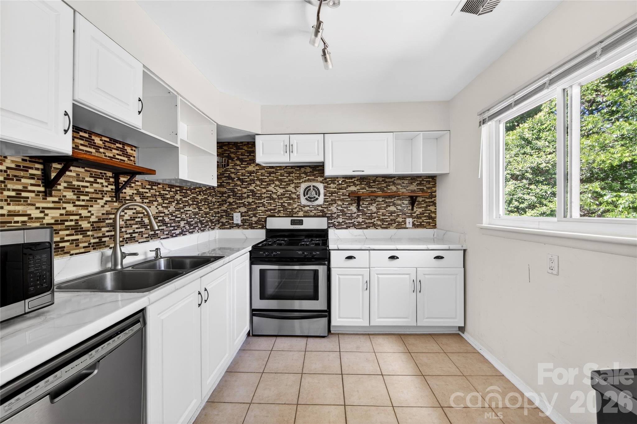 Ashbrook - Residential
