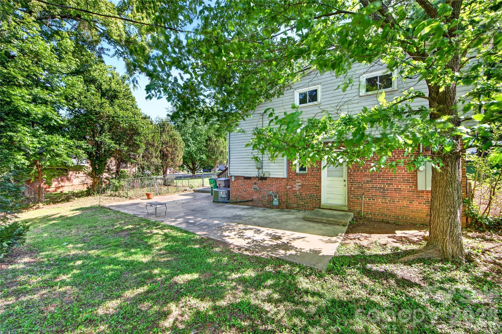 Ashbrook - Residential