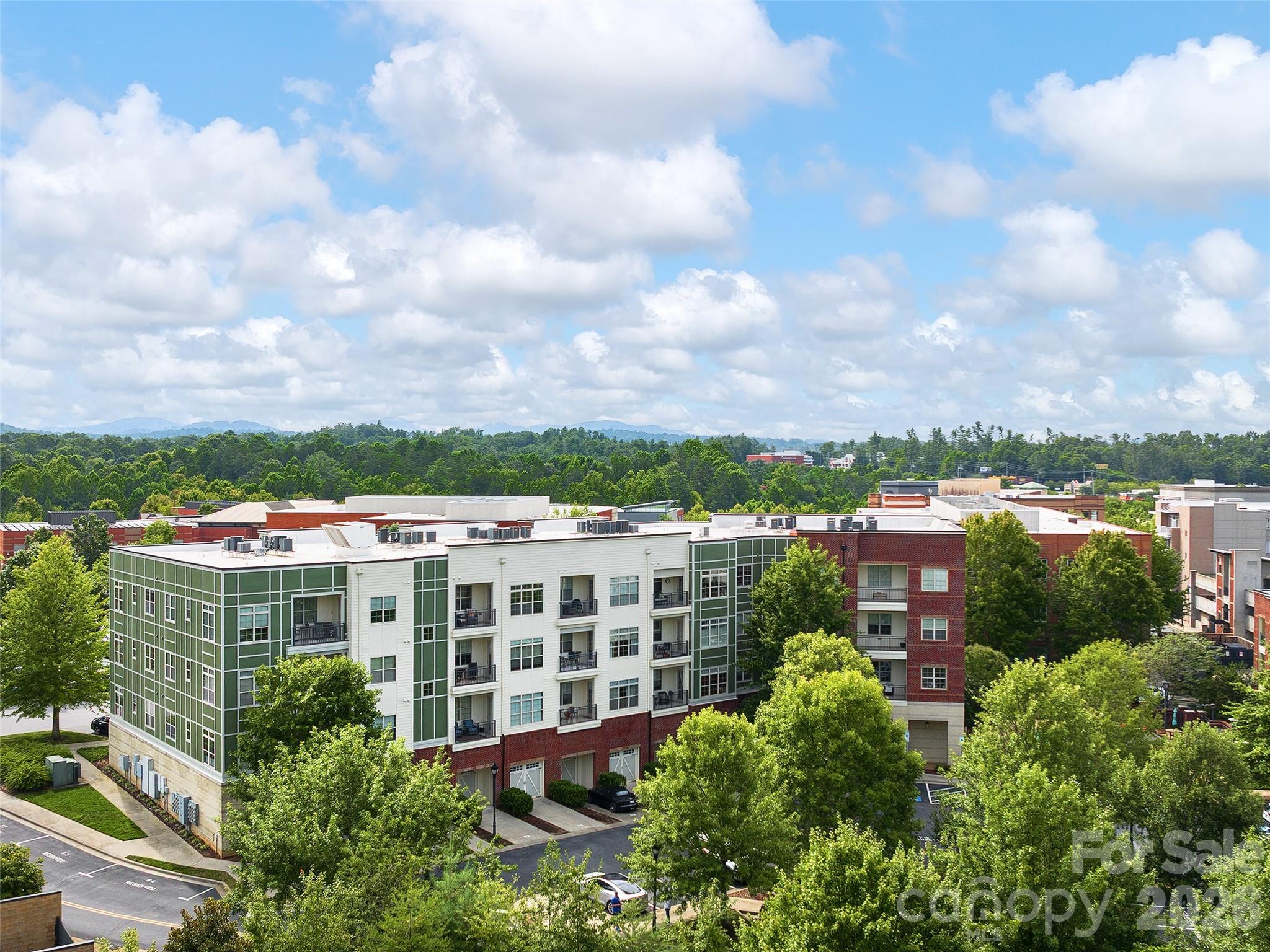 Biltmore Park Town Square - Residential