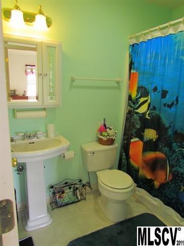 Meadowridge Place - Residential