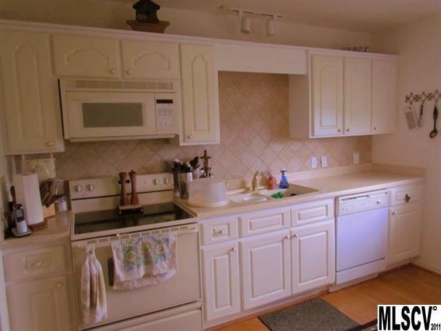 Meadowridge Place - Residential