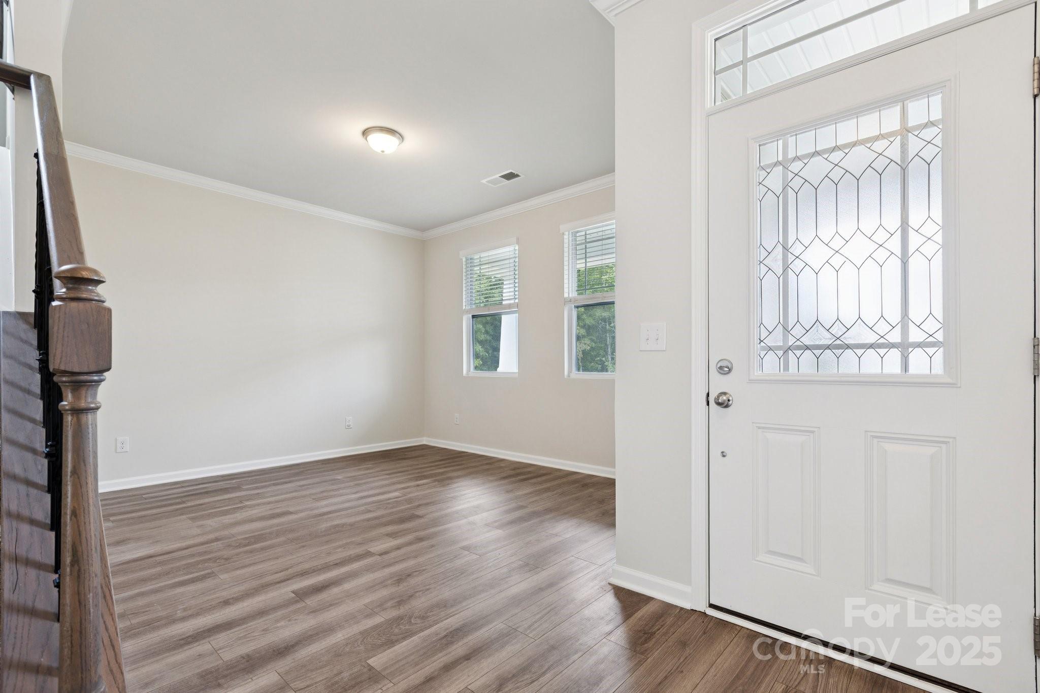 17121 Carolina Pine Row