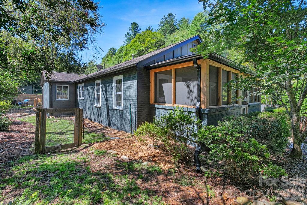 354 King Road