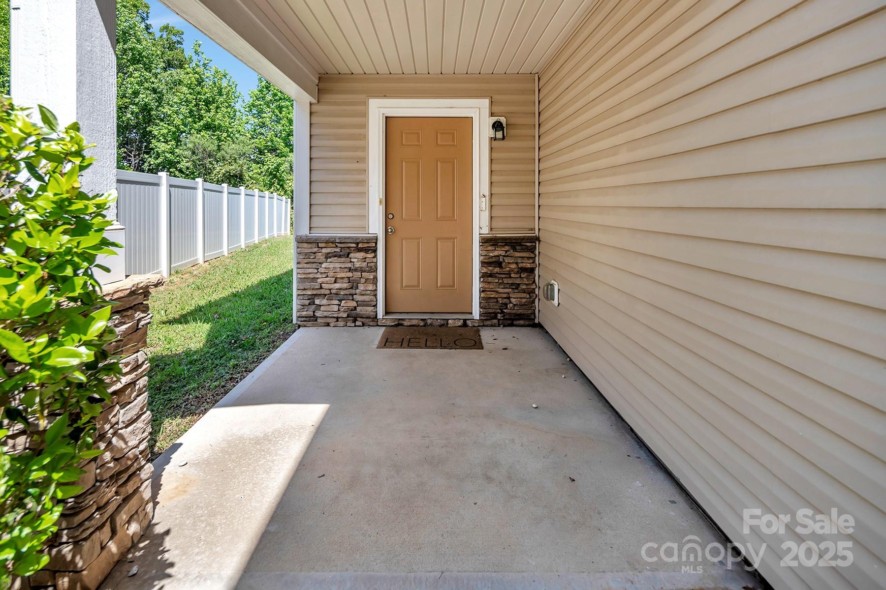 2751 Bramble Ridge Court