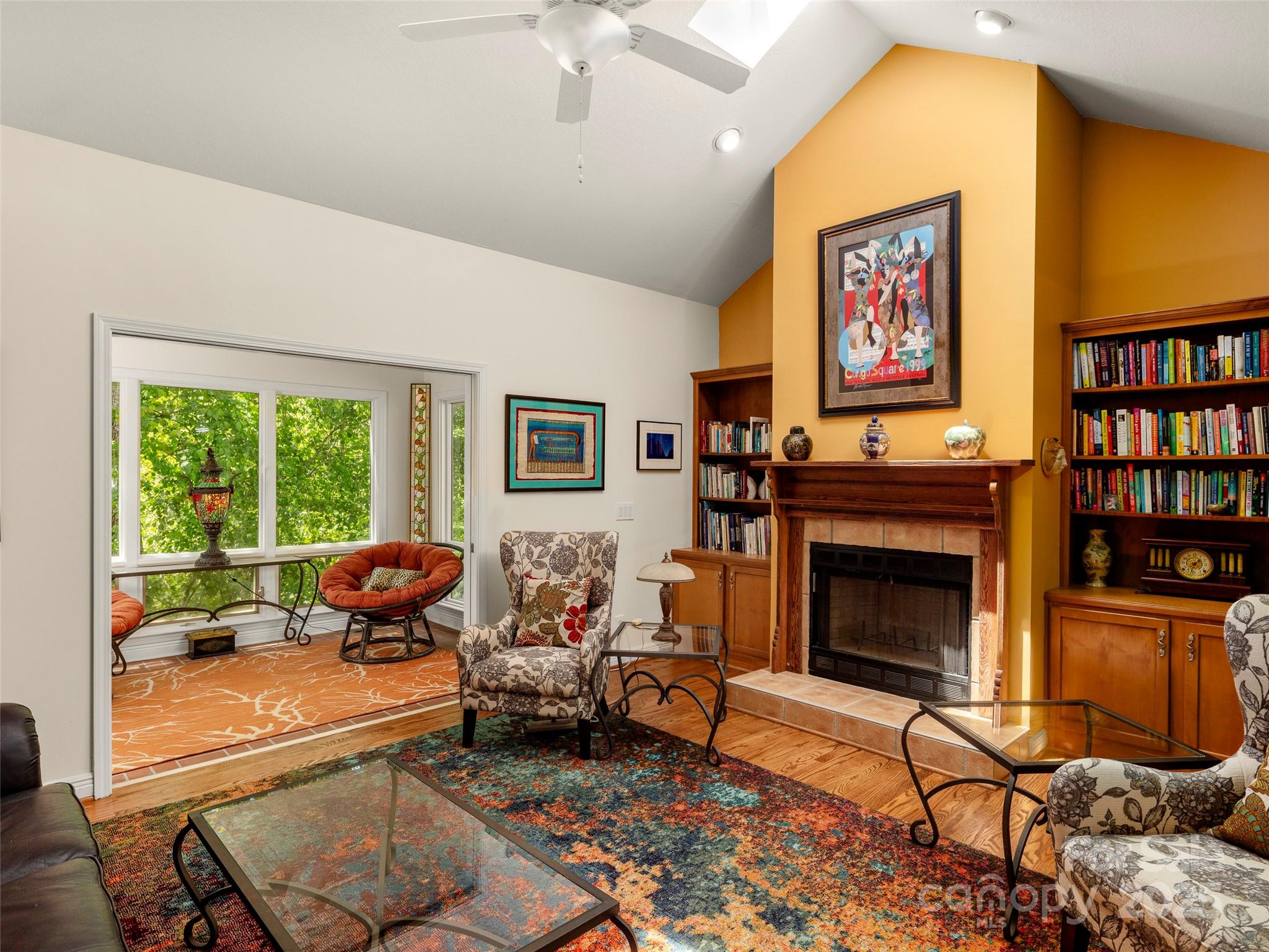 42 Pinnacle Point Drive
