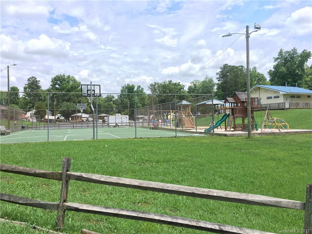 Twin Harbor - Residential