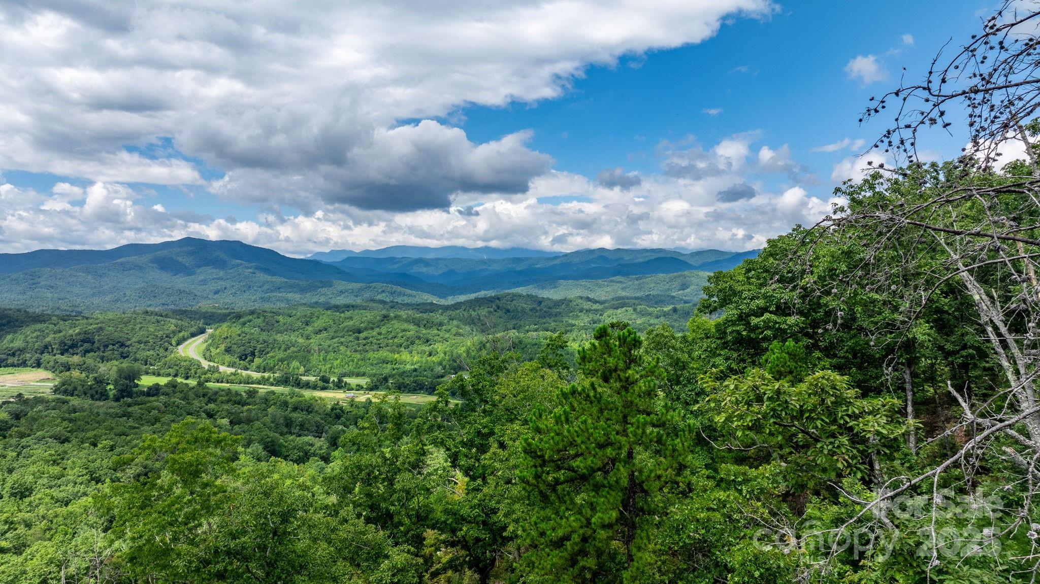 1147 Old Linville Road