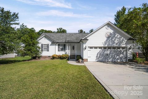 2010 Samantha Drive Kannapolis NC 28083