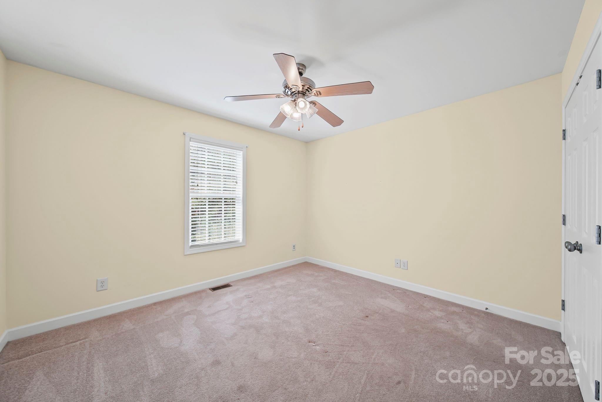 Kannapolis, North Carolina 28083, United States, 3 Bedrooms Bedrooms, ,2 BathroomsBathrooms,Residential,Active,228823