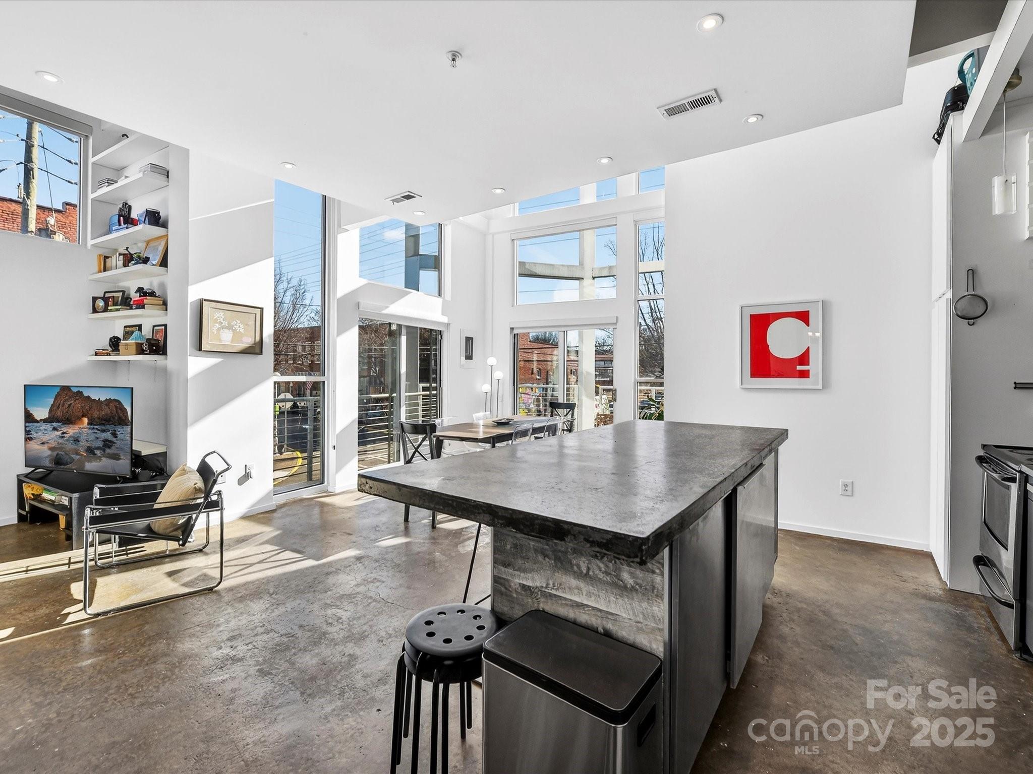 Fat City Condominium - Residential