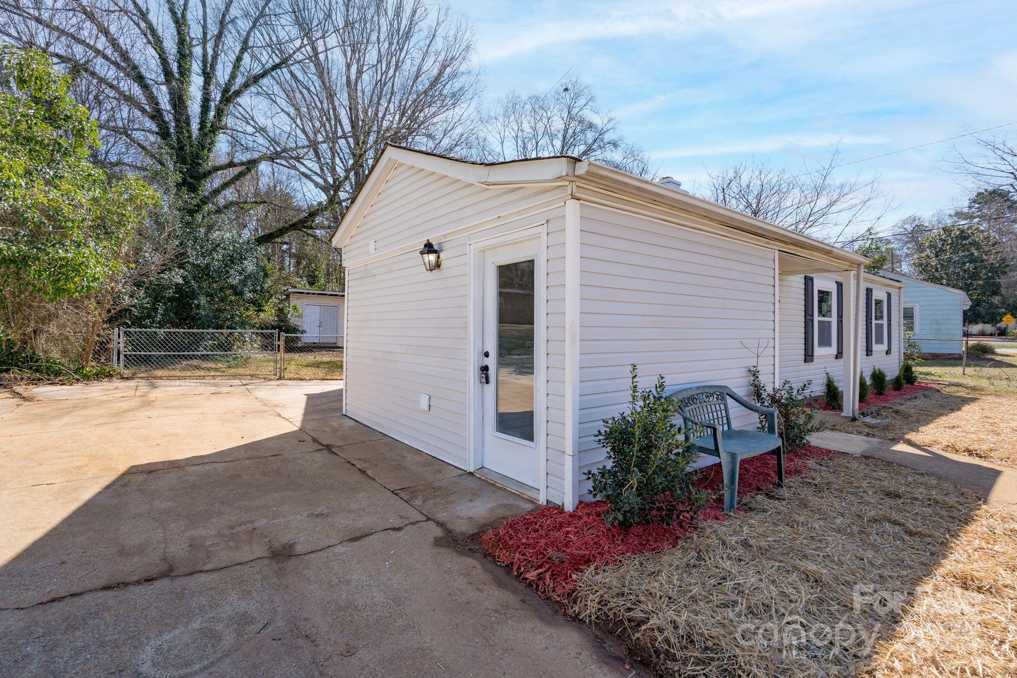 910 Mcdow Drive