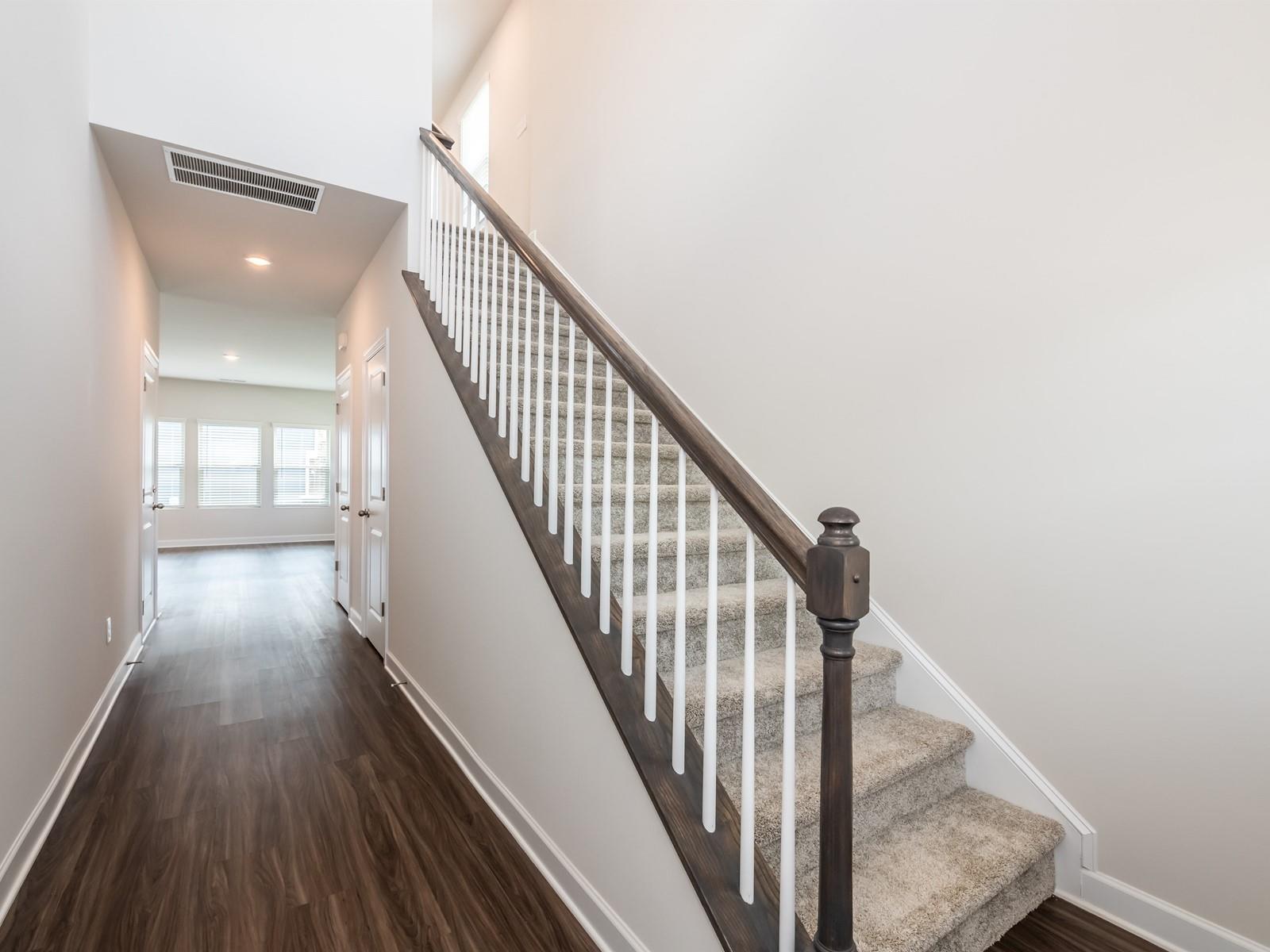 Larkhaven Hills - Residential Lease