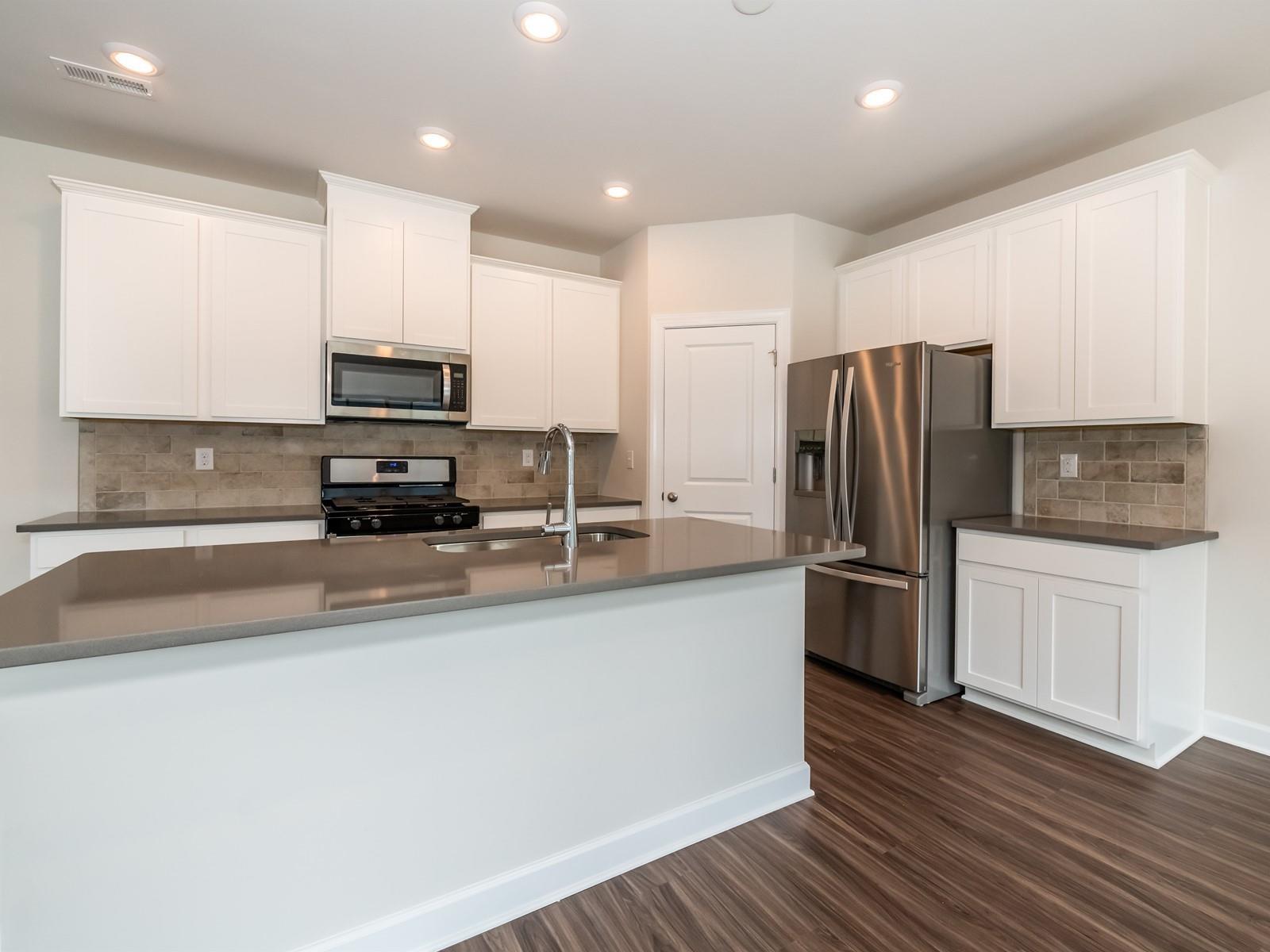 Larkhaven Hills - Residential Lease