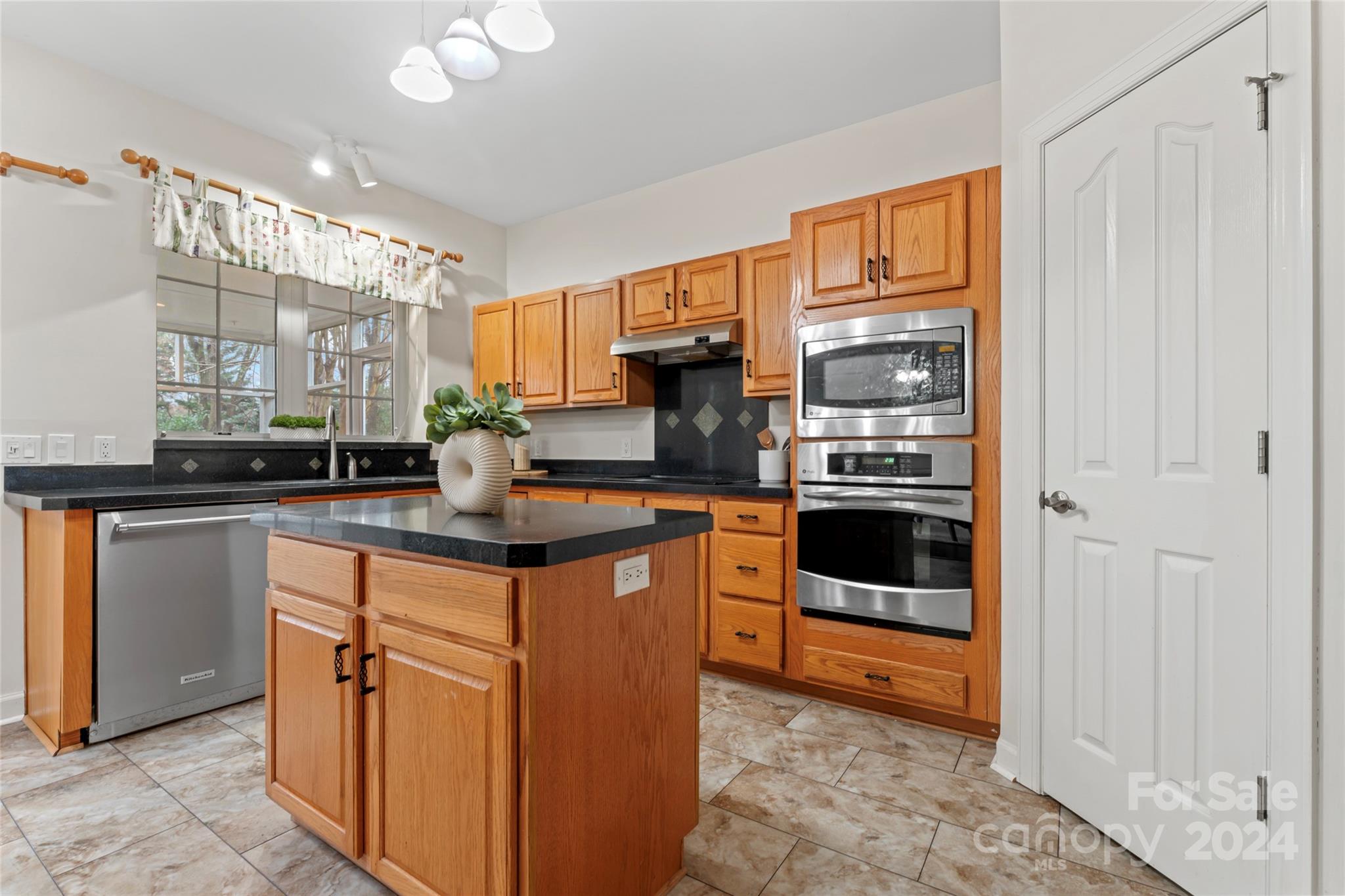 Matthews Estates - Residential