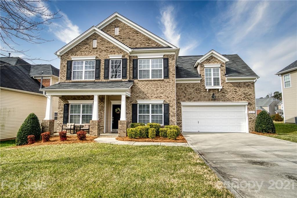 Moss Creek Village - Residential