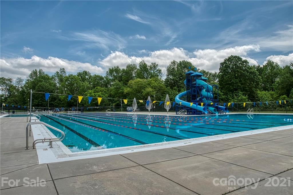 Moss Creek Village - Residential