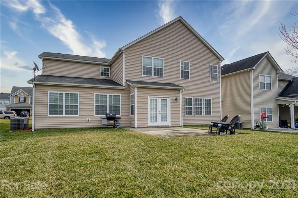 Moss Creek Village - Residential