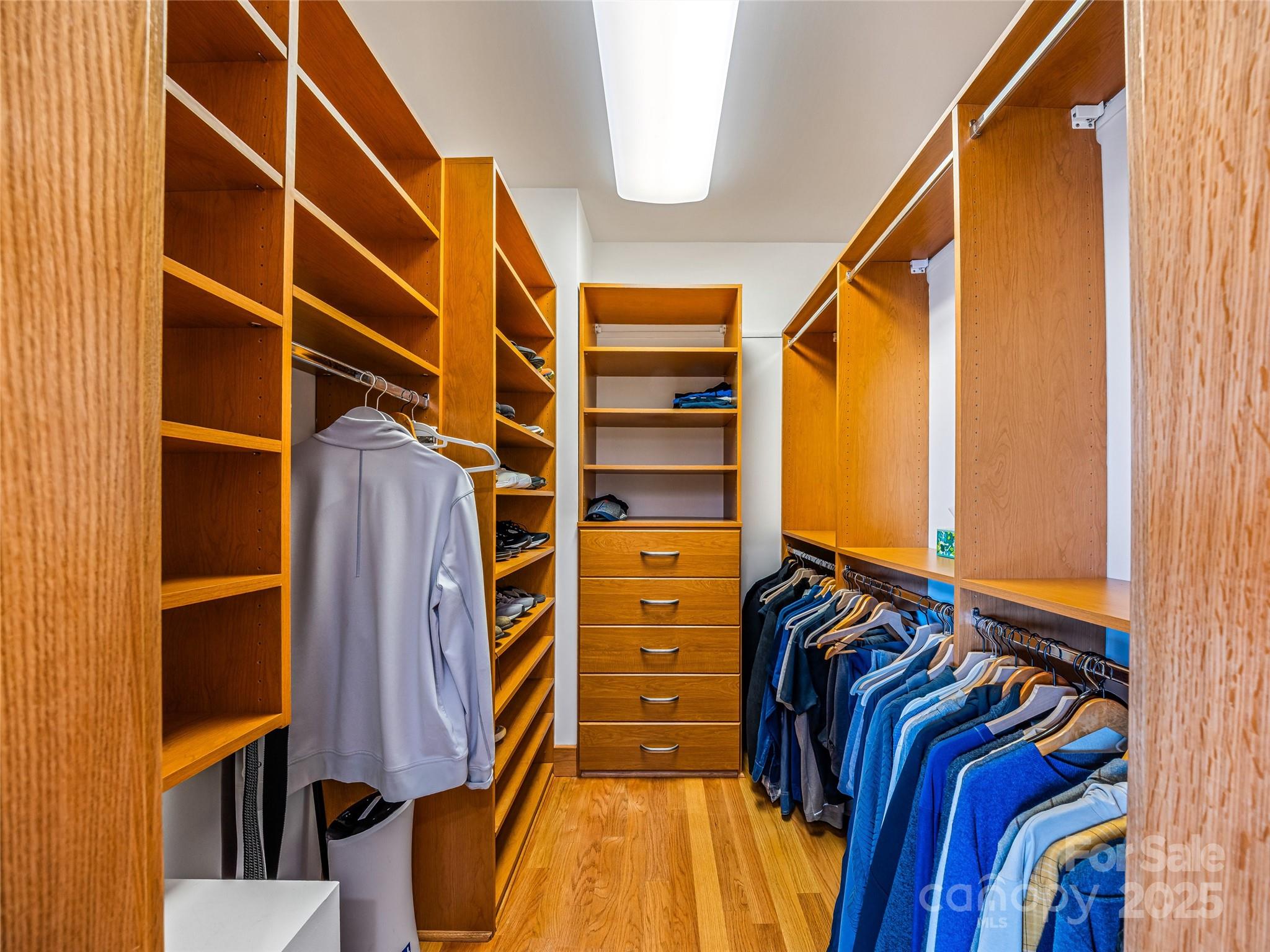 Reynolds Mountain - Residential