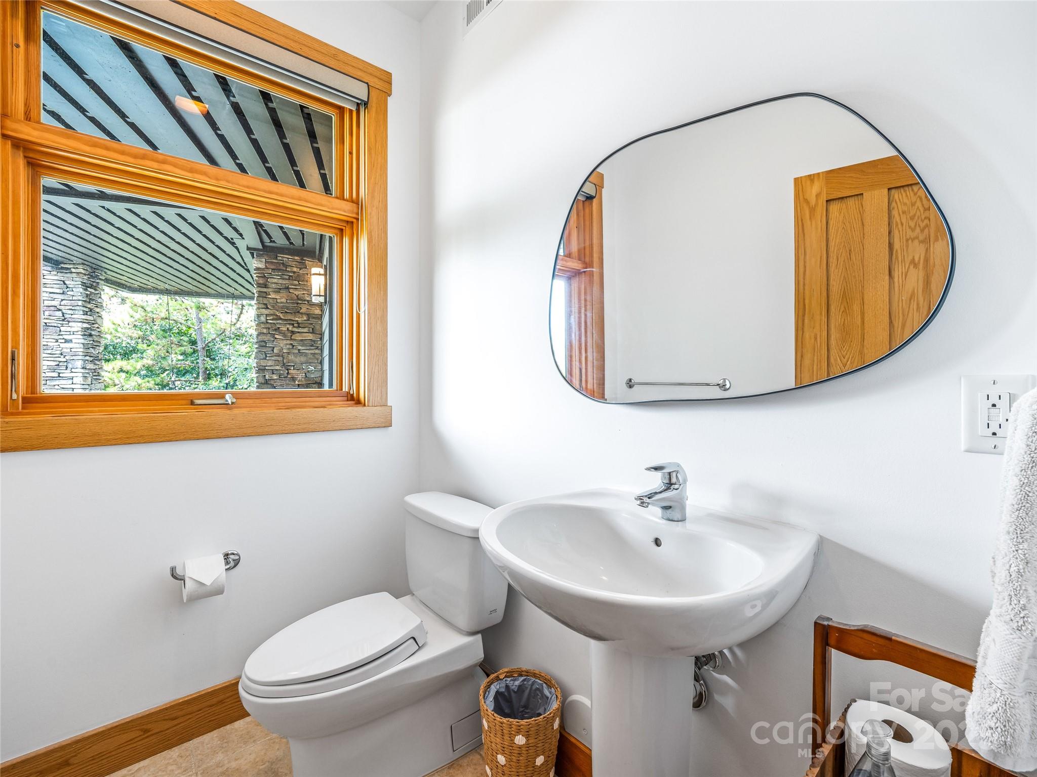 Reynolds Mountain - Residential