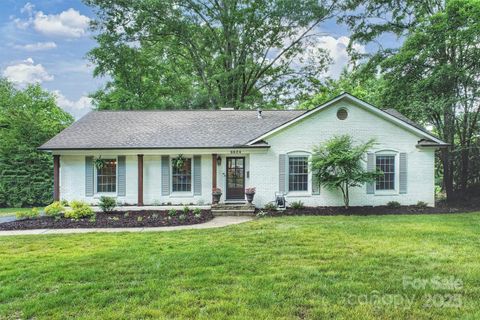 6624 Lancer Drive Charlotte NC 28226