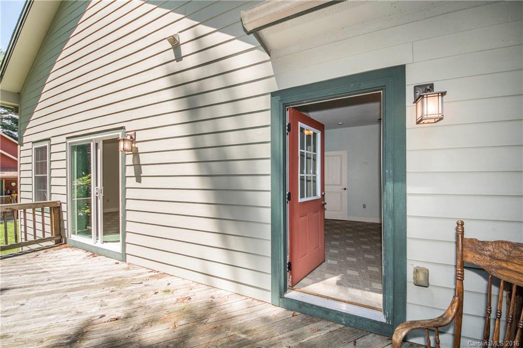 Pine Shadows - Residential