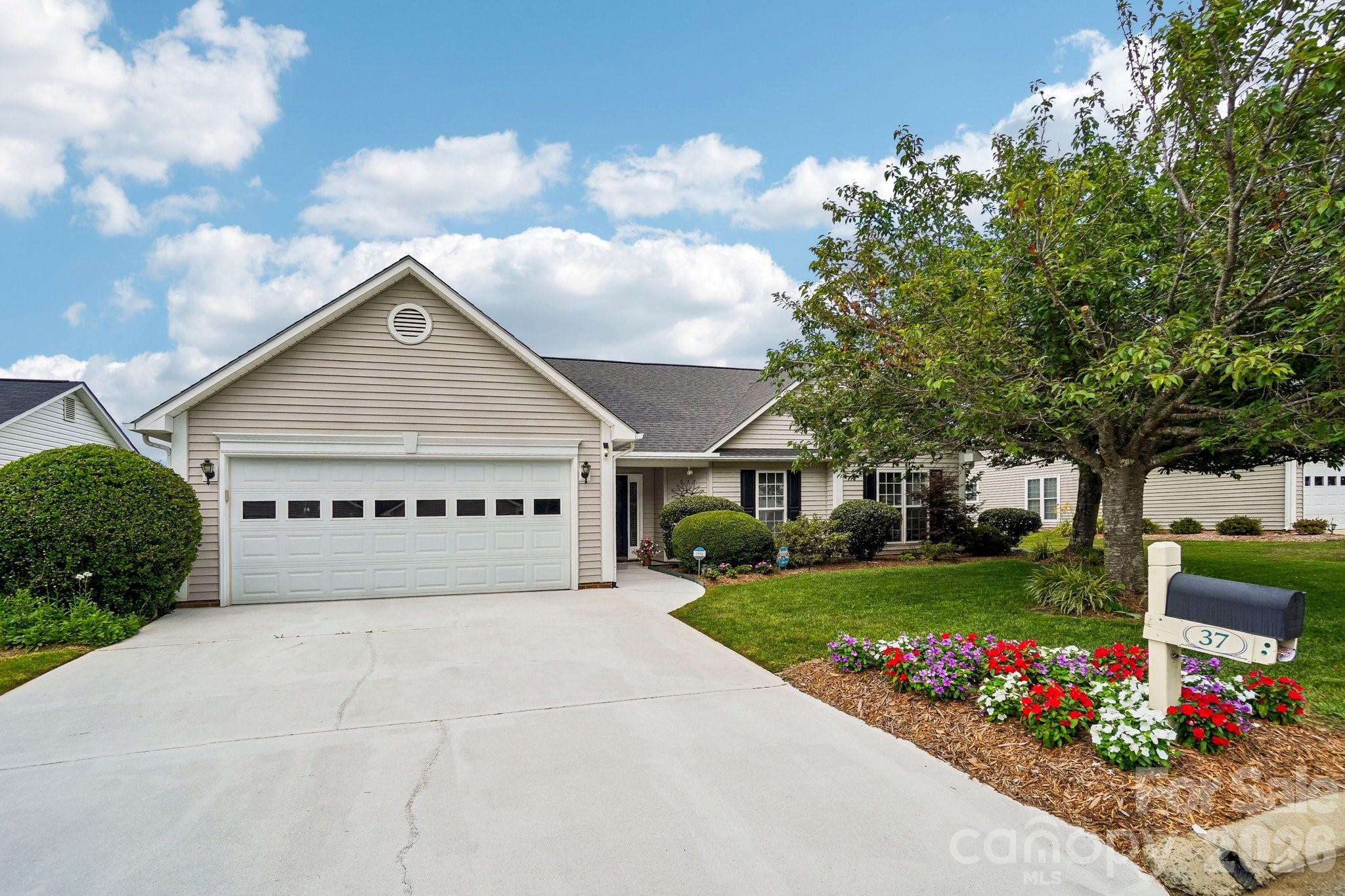 37 Stonehollow Road