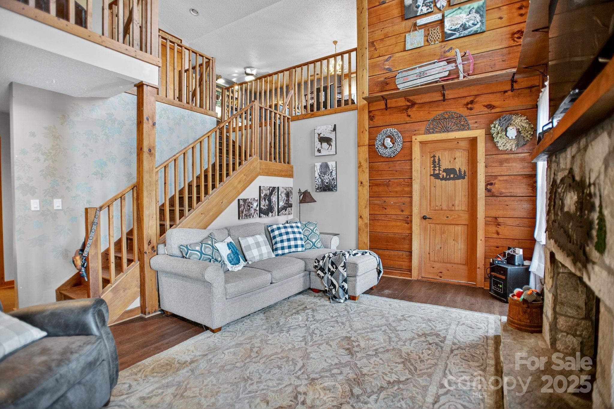 343 Chestnut Village