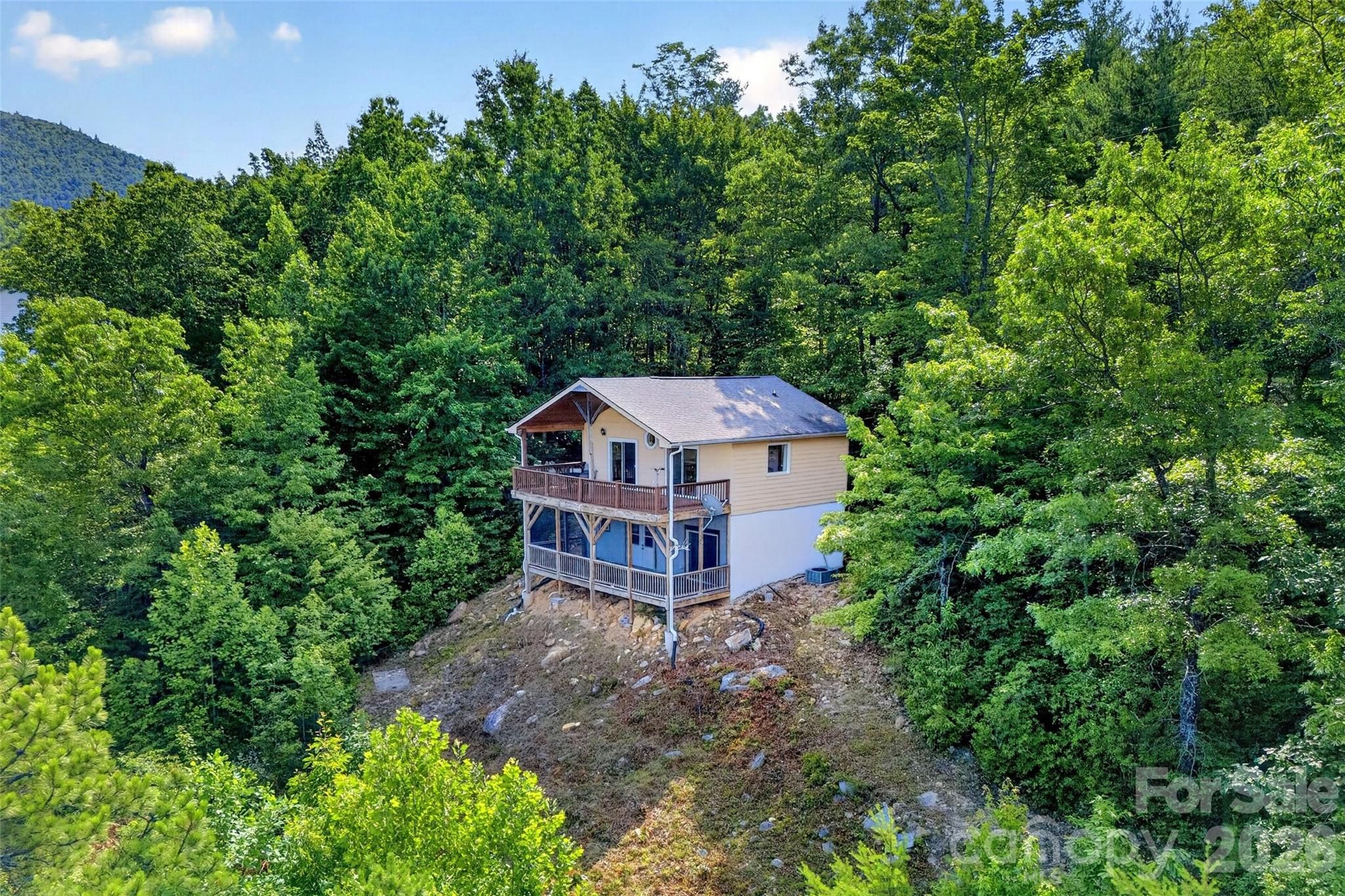 40 E Valley View Drive