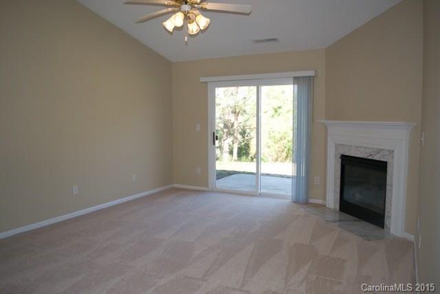 Tega Cay - Residential