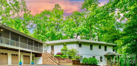 Photo of 154 Chestnut Lane, Cedar Mountain, NC 28718 (MLS # 4388442)