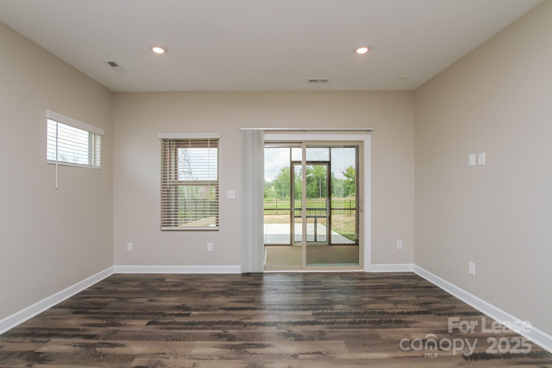 Kellswater Bridge - Residential Lease