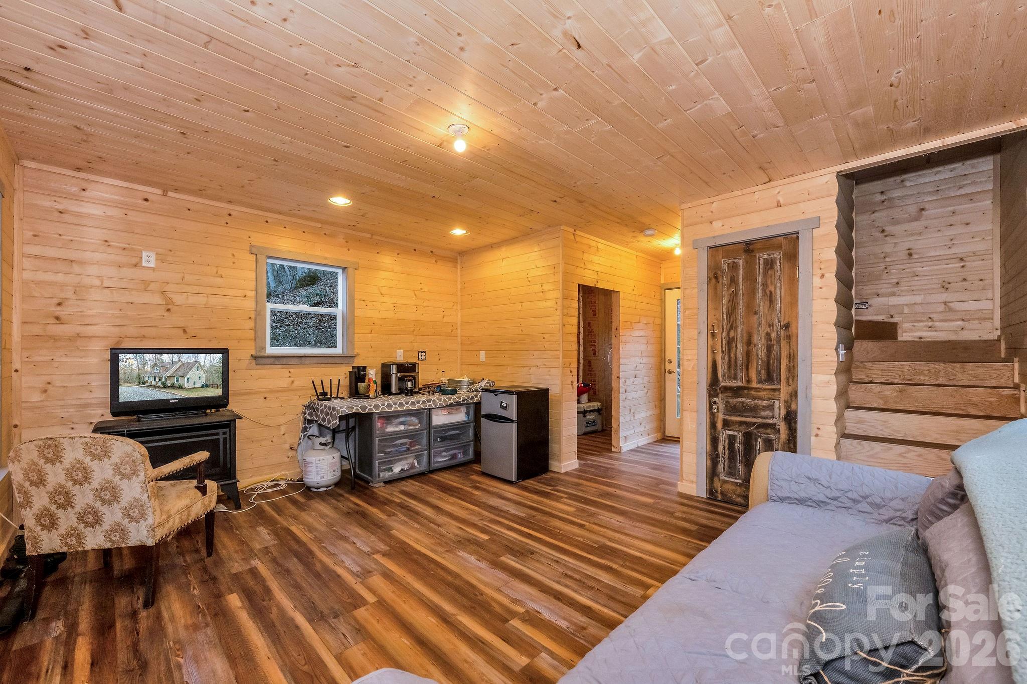 Roaring River Farms - Residential