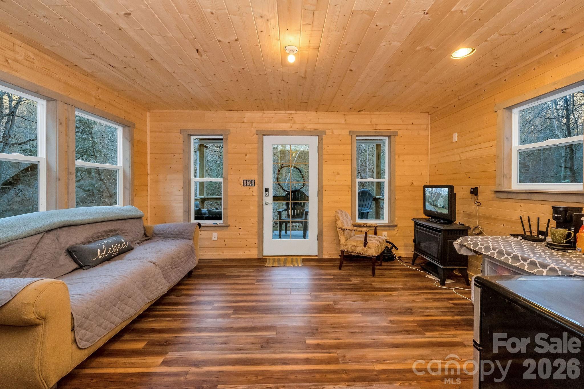 Roaring River Farms - Residential