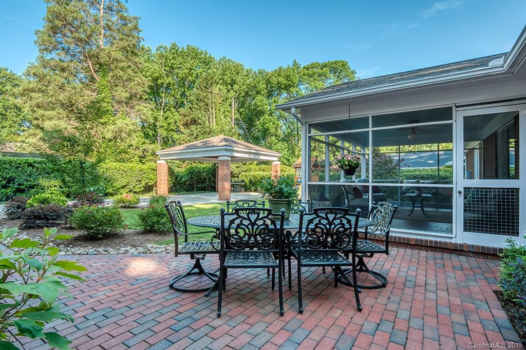 Sherwood Forest - Residential