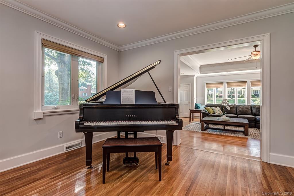 Sherwood Forest - Residential