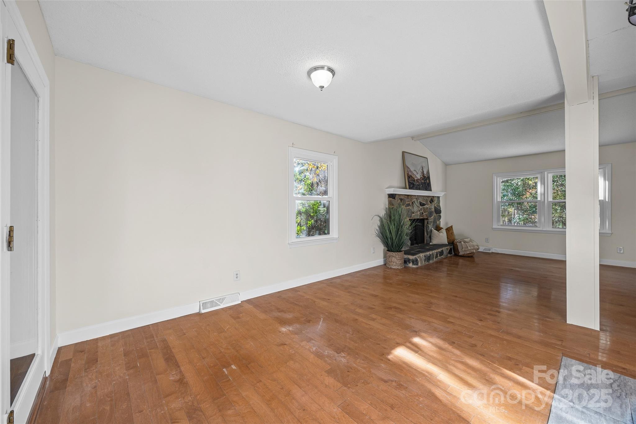 Tega Cay - Residential