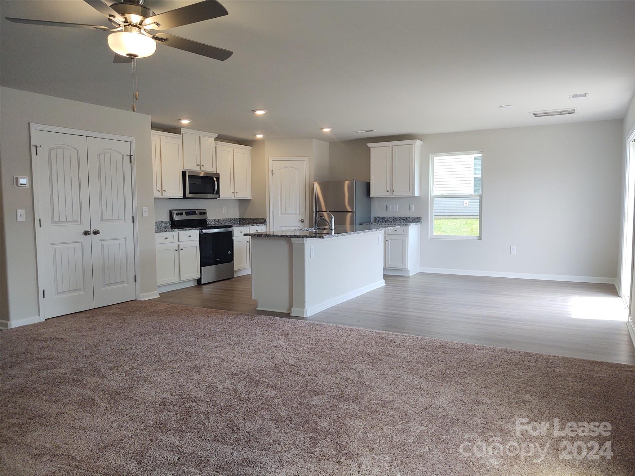 Stagecoach Station - Residential Lease