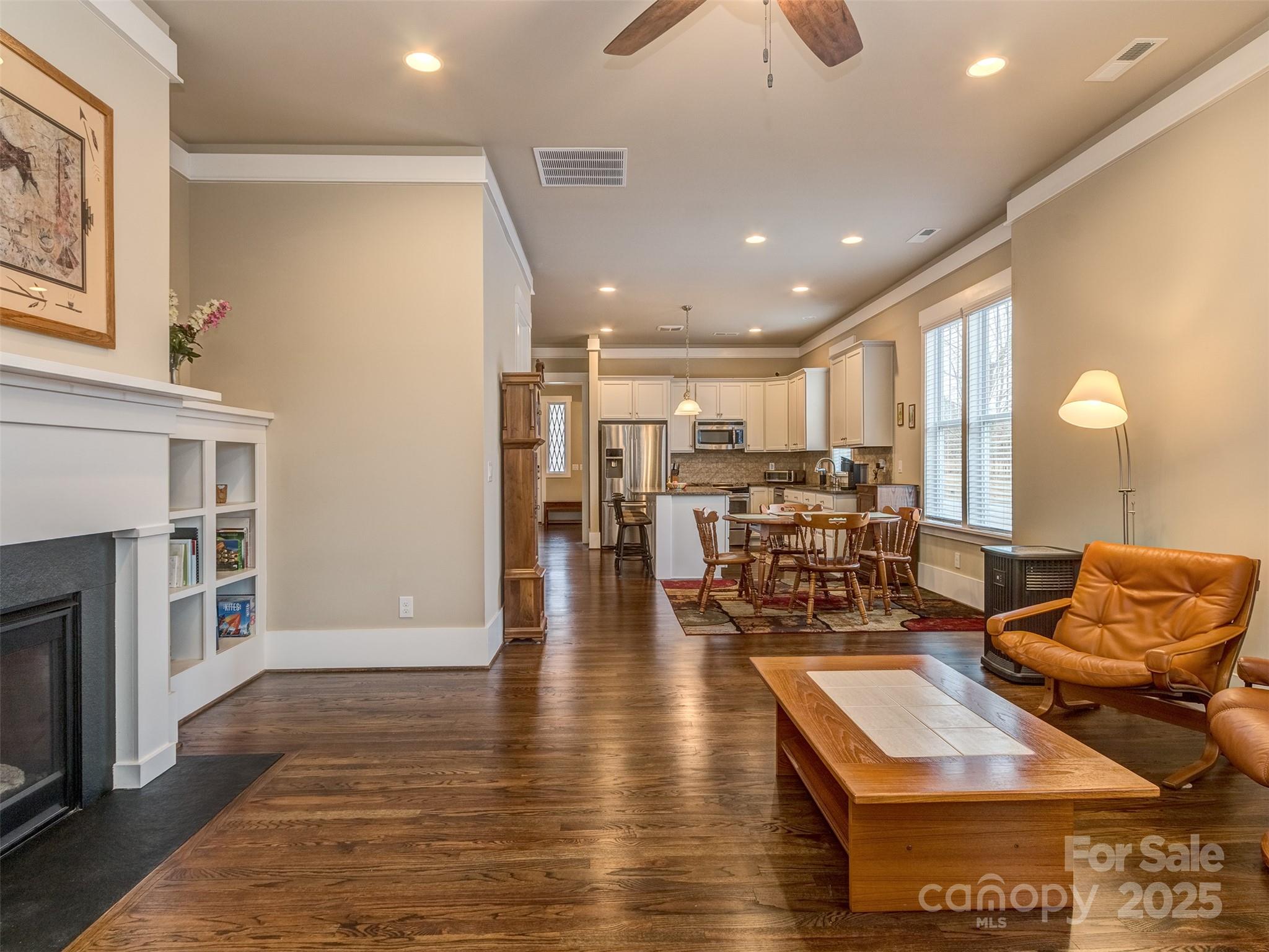 Riverwalk - Residential