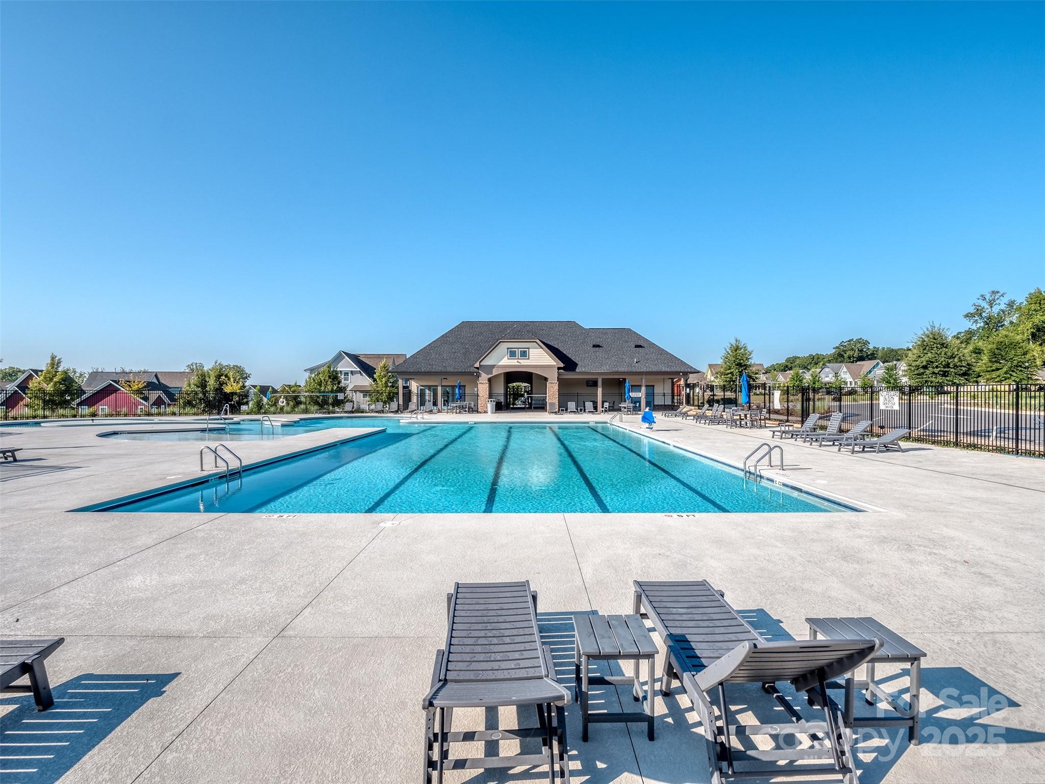 Riverwalk - Residential