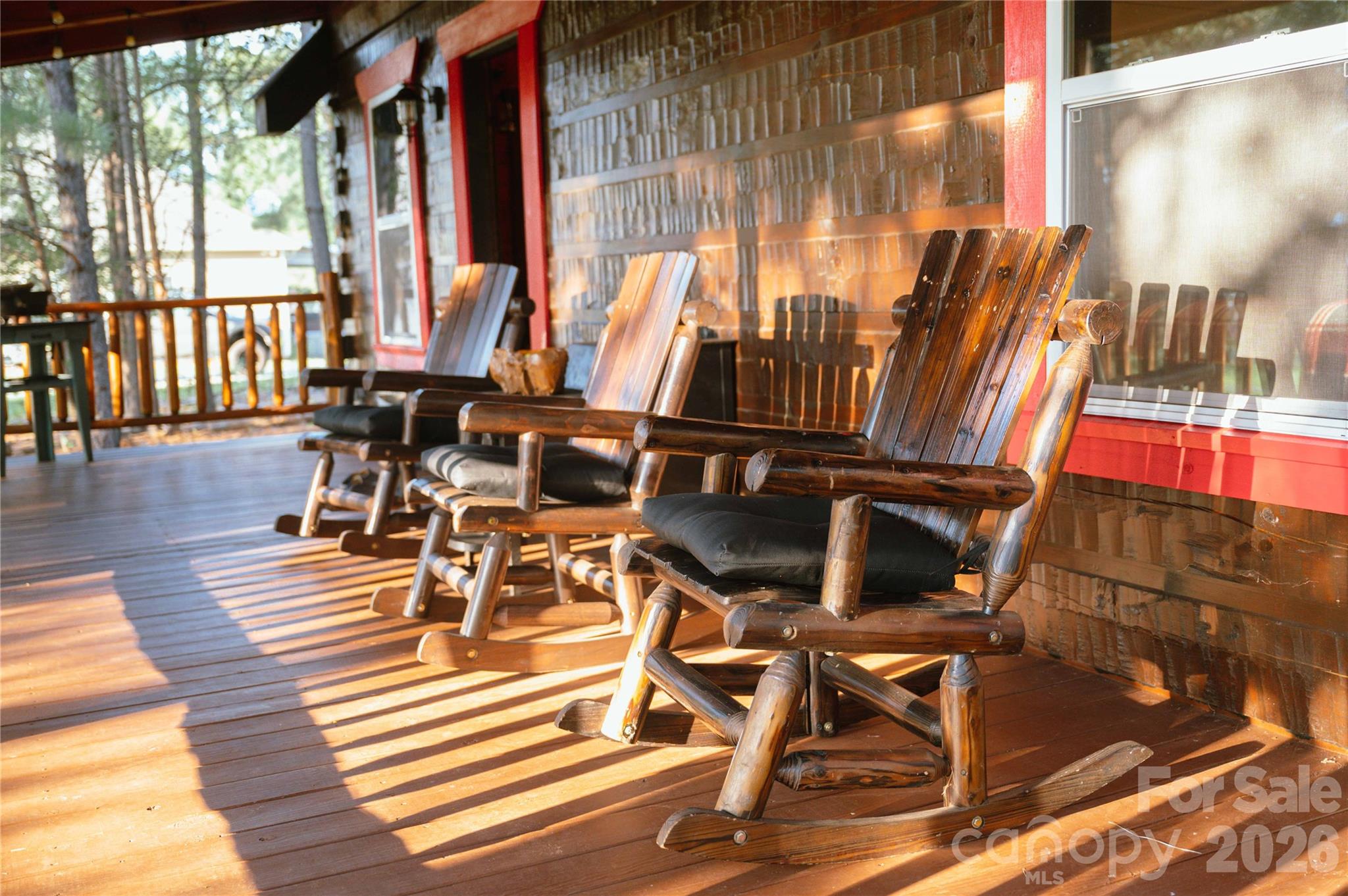 Glenn Oaks - Residential