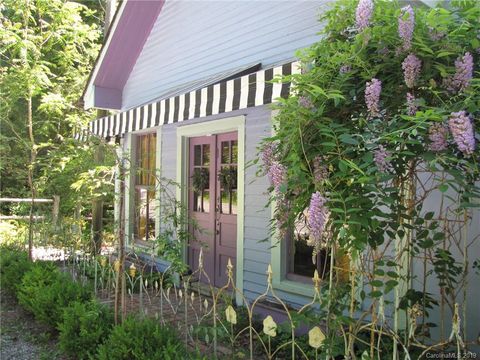 A home in Flat Rock