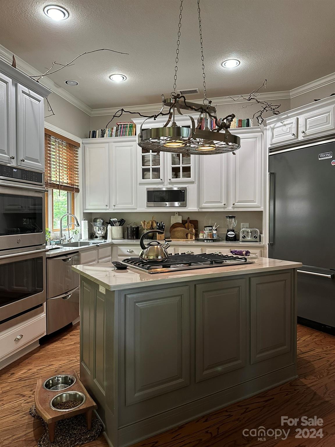 Austin View Villas - Residential