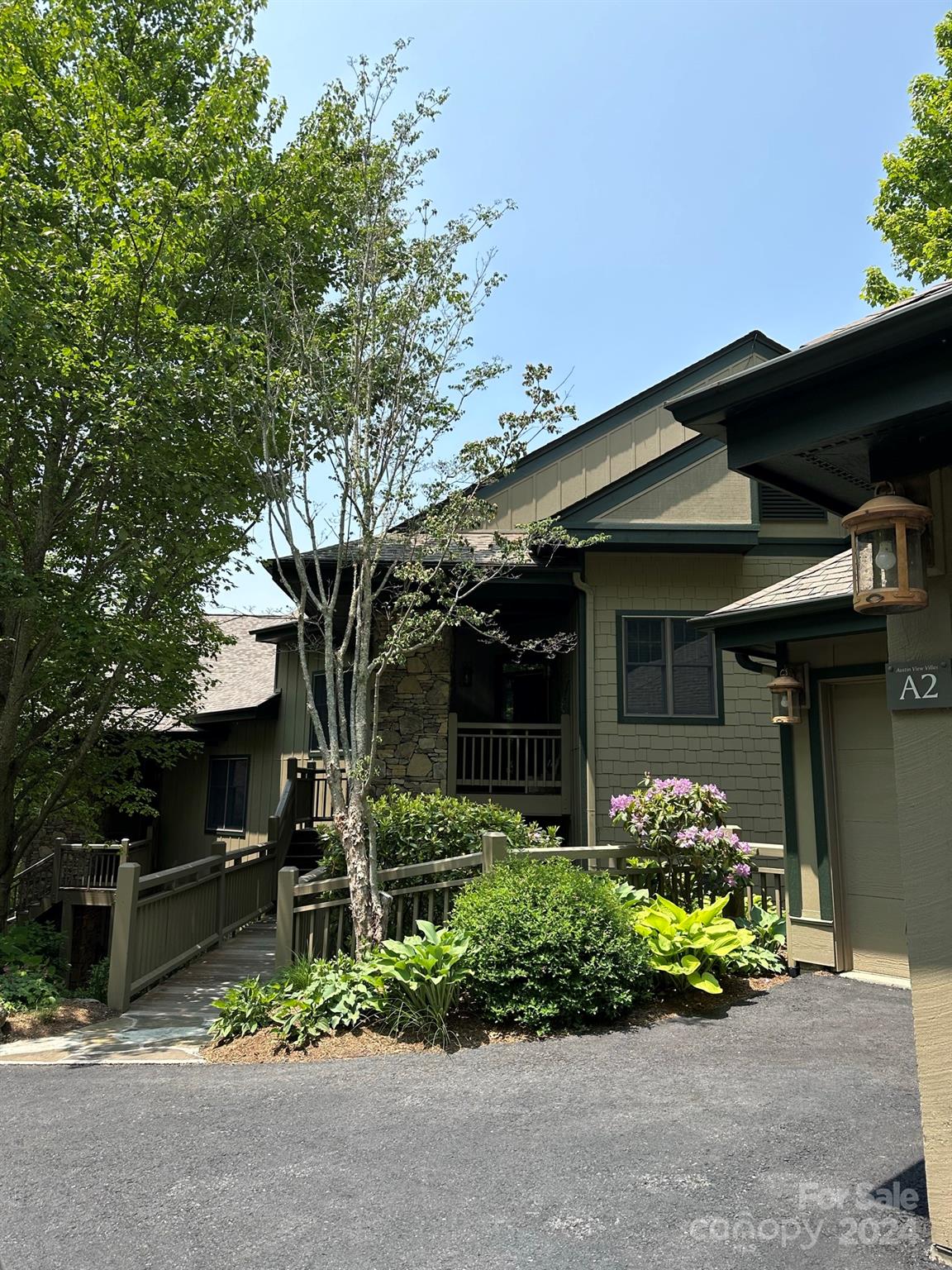 Austin View Villas - Residential