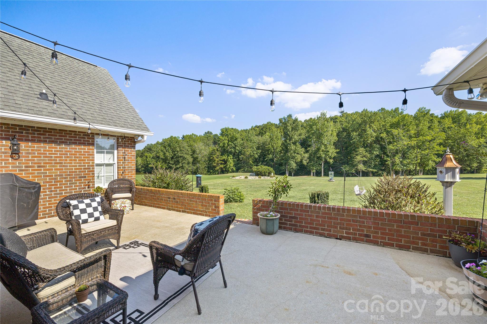 Links O Tryon - Residential