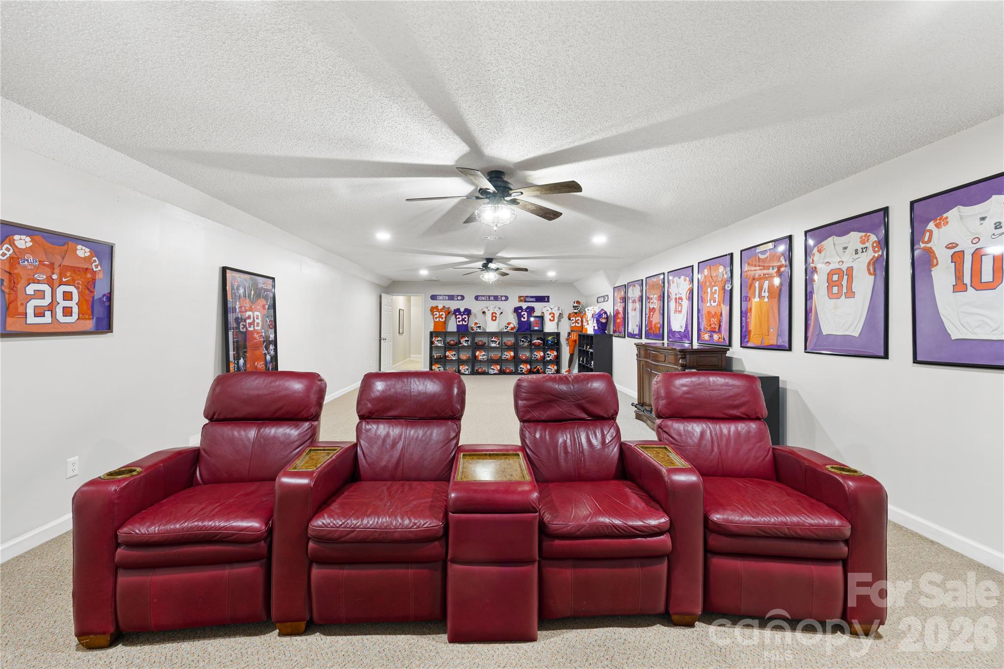 Links O Tryon - Residential