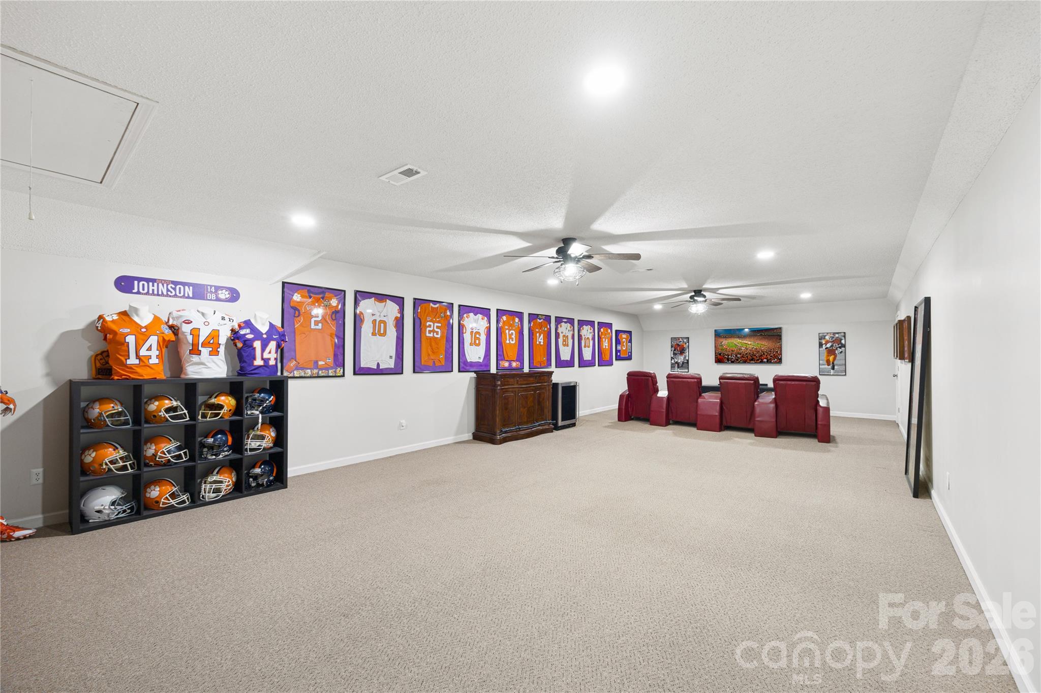 Links O Tryon - Residential