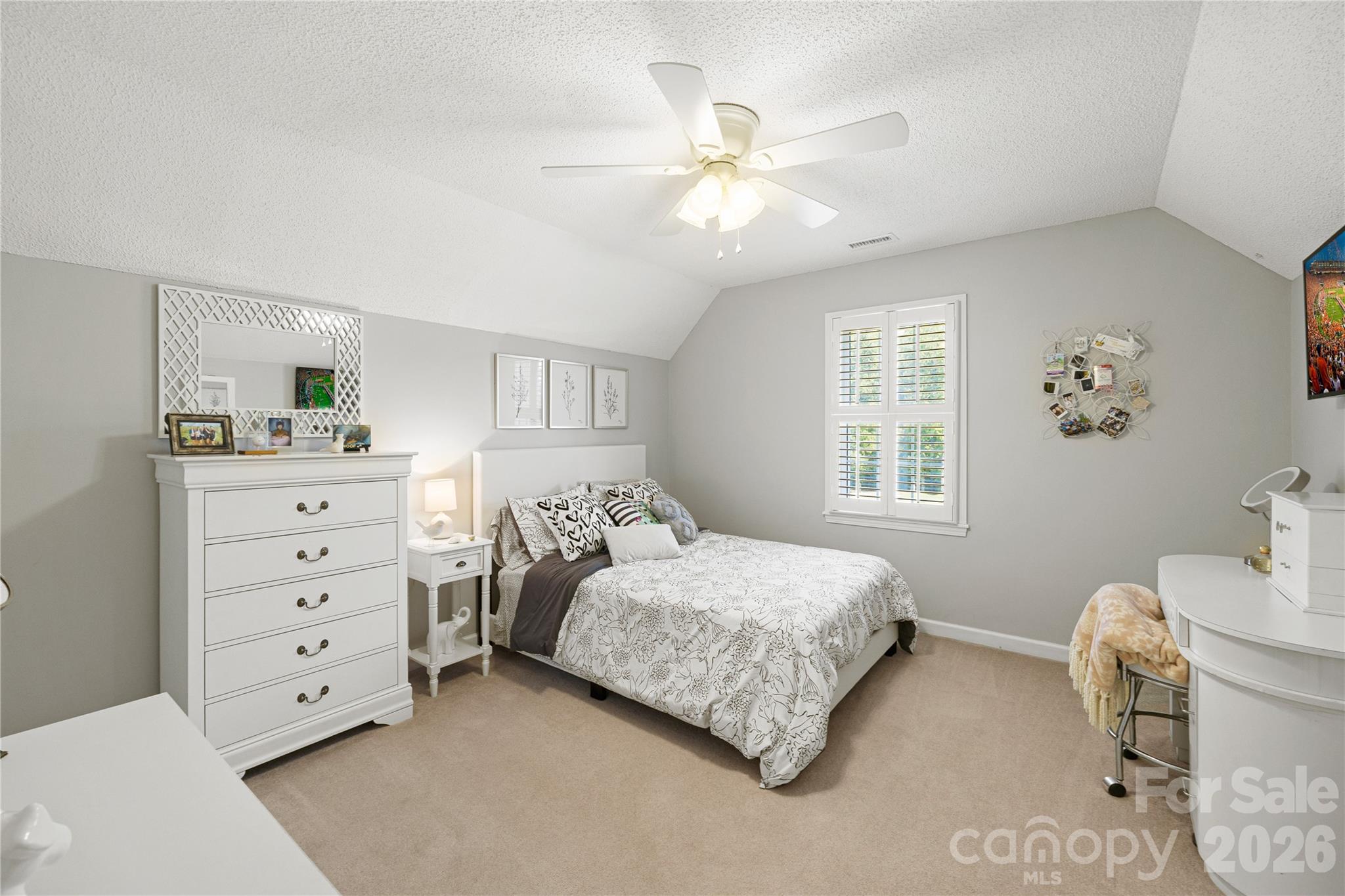 Links O Tryon - Residential