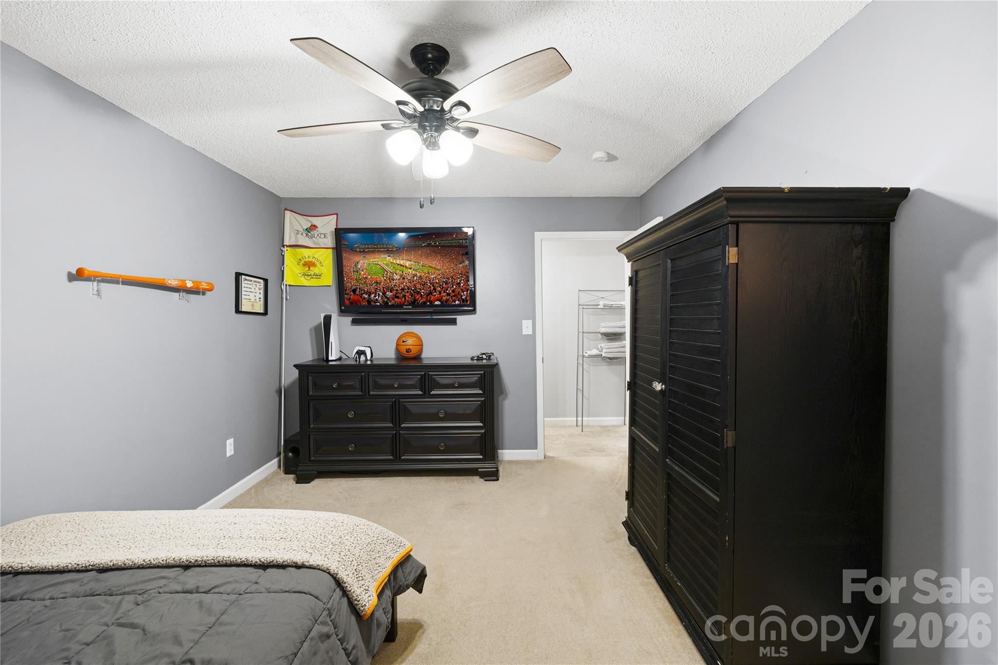 Links O Tryon - Residential