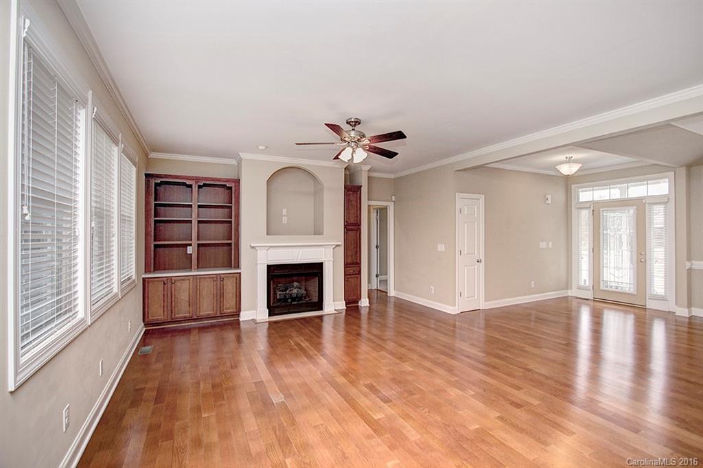 Stoneridge Lakes - Residential